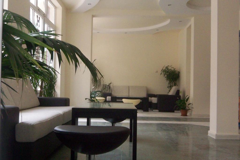 Peshev Family Hotel Nesebar Buitenkant foto